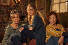 A Discovery of Witches - Adelle Leonce, Teresa Palmer, Alex Kingston