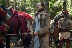 'Outlander's Richard Rankin on Roger's Turning Point & His Journey Back to Brianna