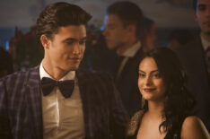 Camila Mendes as Veronica and Charles Melton as Reggie in Riverdale