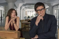 Rene Russo and Jake Gyllenhaal in Velvet Buzzsaw