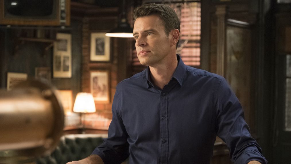 Scott Foley in Whiskey Cavalier - 'The Czech List