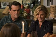 Ty Burrell and Julie Bowen in Modern Family - 'Stuck in a Moment
