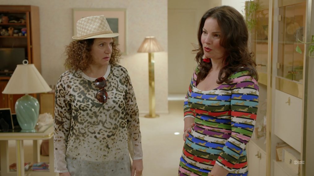 Susie Essman and Fran Drescher in Broad City