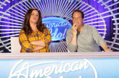 Katy Mixon and Diedrich Bader of American Housewife on American Idol