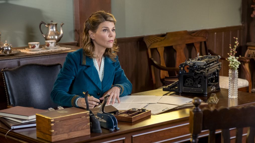 Lori Loughlin loses starring roles on Hallmark Channel