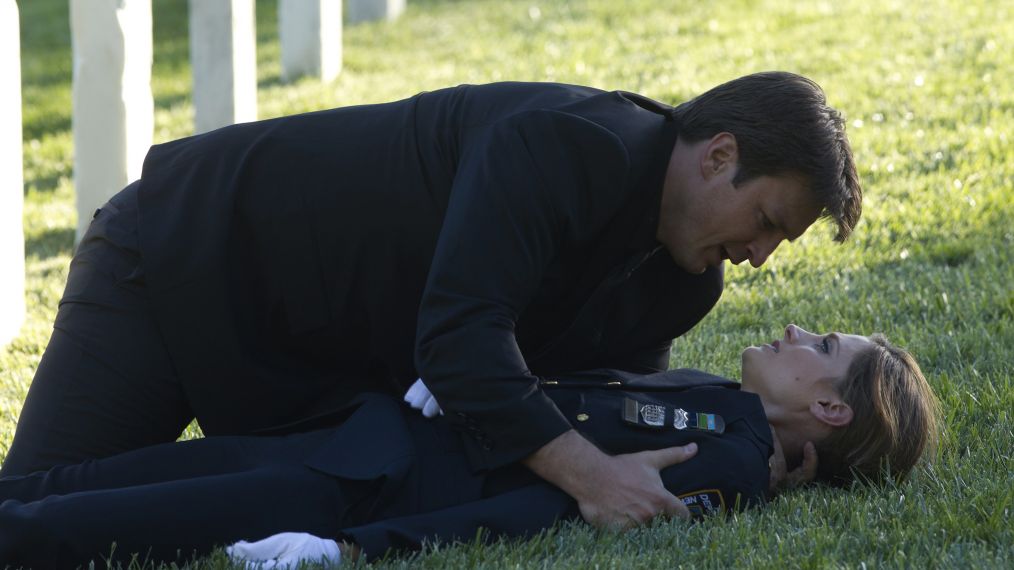 Nathan Fillion and Stana Katic in Castle - Season 3