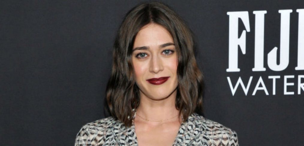 Lizzy Caplan