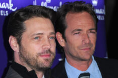 Jason Priestley Posts Heartbreaking Message for '90210' Co-Star Luke Perry