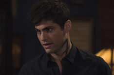 Matthew Daddario in Shadowhunters