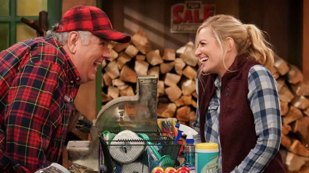 Jim O'Heir and Beth Behrs on 'The Neighborhood'