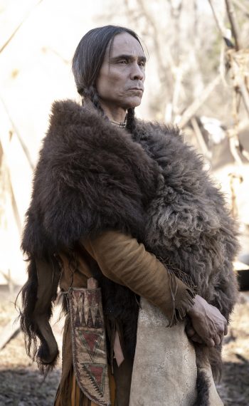 Zahn McClarnon as Toshaway in The Son - Season 2, Episode 3