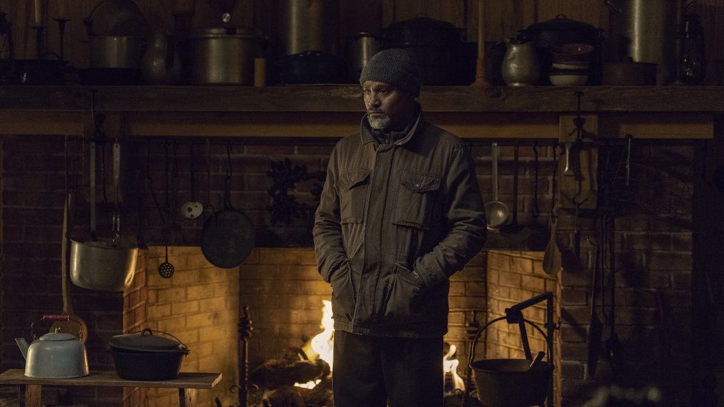 Seth Gilliam as Father Gabriel Stokes in The Walking Dead - Season 9, Episode 16