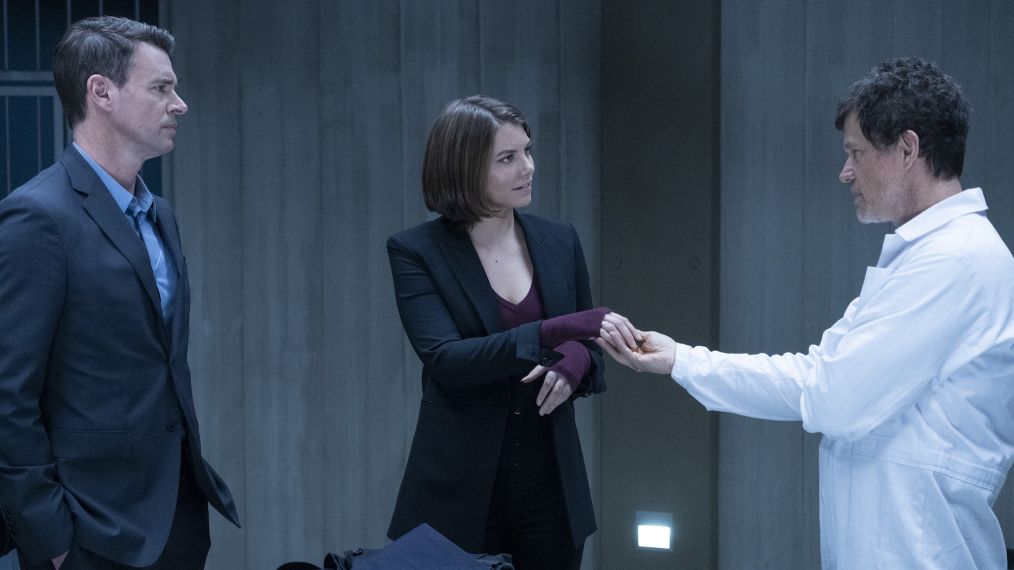 Scott Foley, Lauren Cohan, and Dylan Walsh in Whiskey Cavalier
