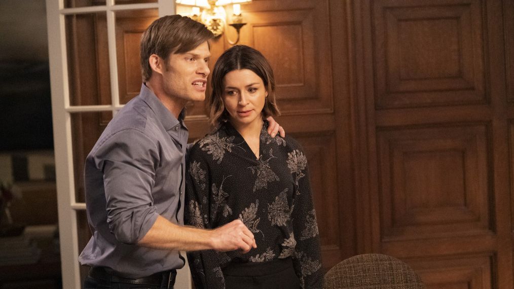 Chris Carmack and Caterina Scorsone in Grey's Anatomy