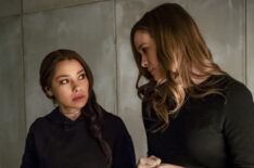 Behind the Scenes of The Flash with Jessica Parker Kennedy as Nora and director Danielle Panabaker