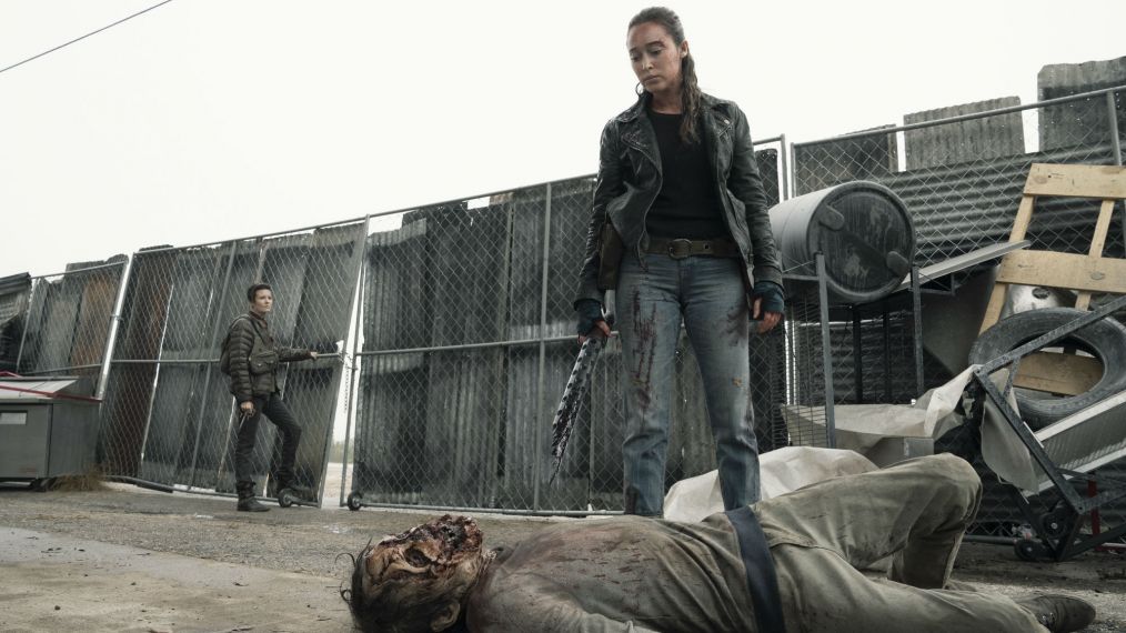 Fear the Walking Dead - Maggie Grace, Alycia Debnam Carey