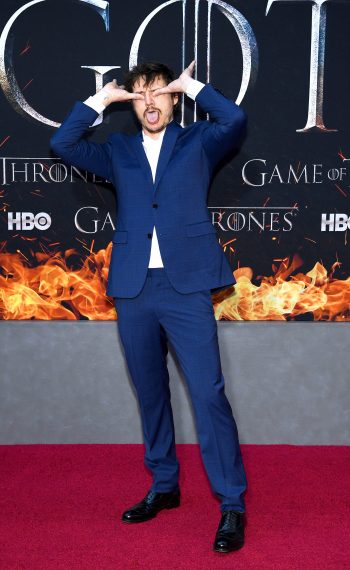 Pedro Pascal reenacts his character Oberyn's demise in the 'Game Of Thrones'