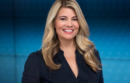 Lisa Whelchel hosts Collector's Call on MeTV