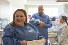 Chrissy Metz as Kate, Chris Sullivan as Toby in This Is Us - Season 3 - 'Her'