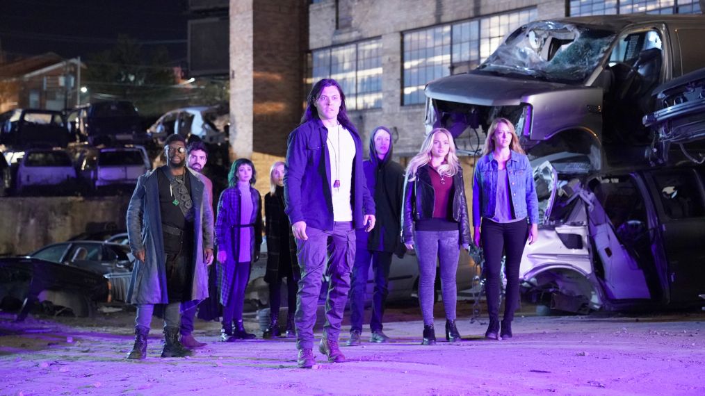 Michael Luwoye, Sean Teale, Emma Dumont, Skyler Samuels, Blair Redford, Percy Hynes White, Natalie Alyn Lind and Amy Acker in the 'oMens' season finale episode of The Gifted