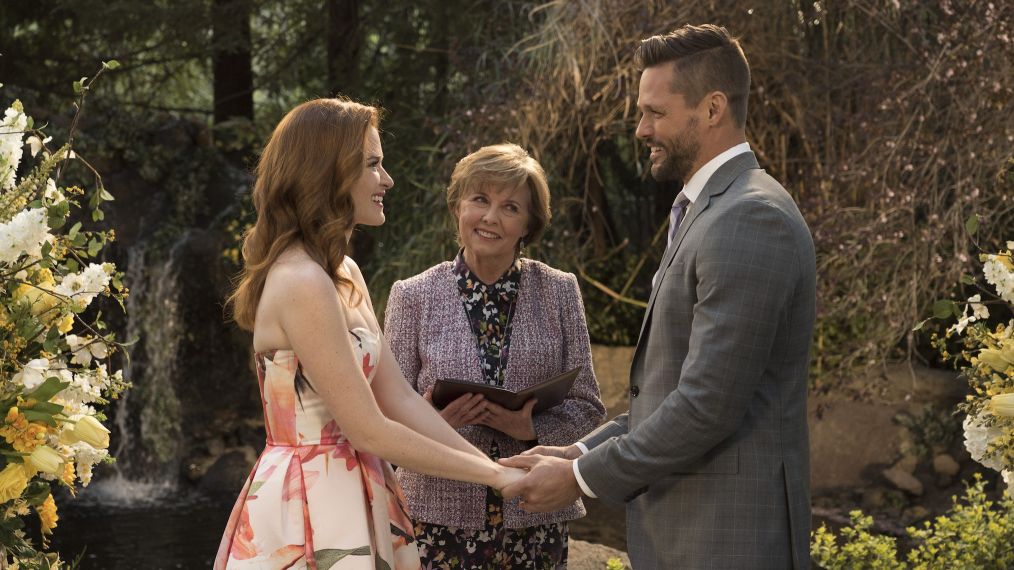 Grey's Anatomy - Justin Bruening, Aubrey Manning, and Sarah Drew