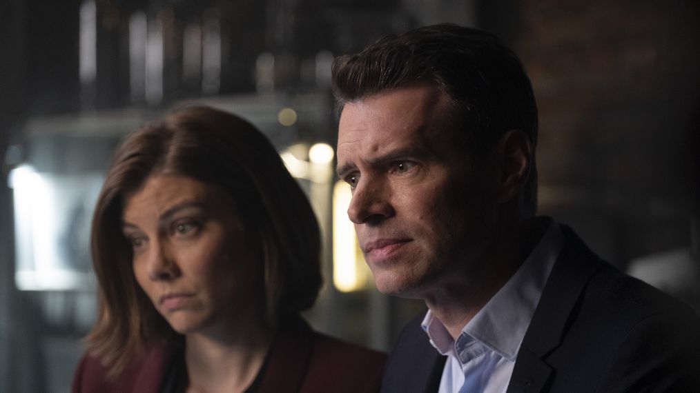 Lauren Cohan and Scott Foley in 'Whiskey Cavalier'