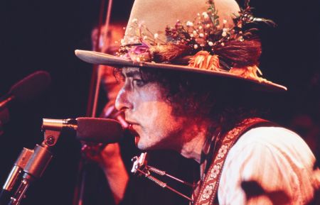 Rolling Thunder Revue - Bob Dylan