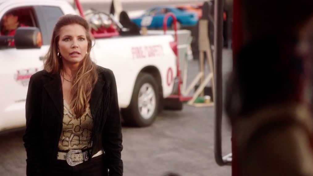 Charisma Carpenter in the season 2 finale of 911 - 'This Life We Choose'