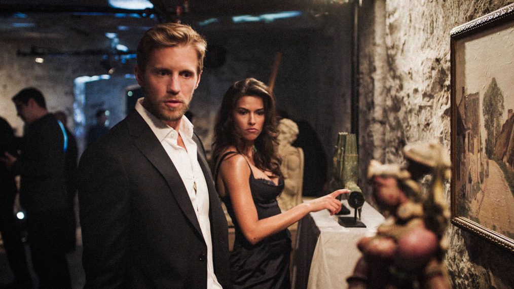 Matt Barr as Danny McNamara and Sofia Pernas as Lexi Vaziri in Blood and Treasure