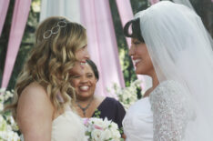 Sara Ramirez as Callie Torres and Jessica Capshaw as Arizona Robbins in Grey's Anatomy wedding - Season Seven