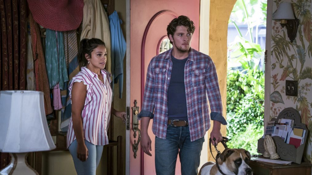 Gina Rodriguez as Jane and Brett Dier as Michael in Jane the Virgin