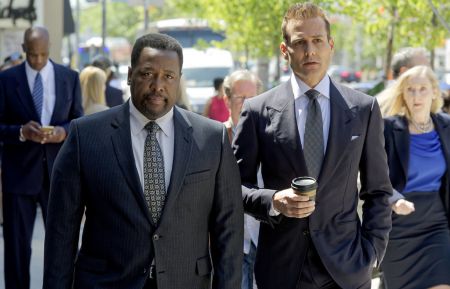 Wendell Pierce and Gabriel Macht in Suits - Season 8