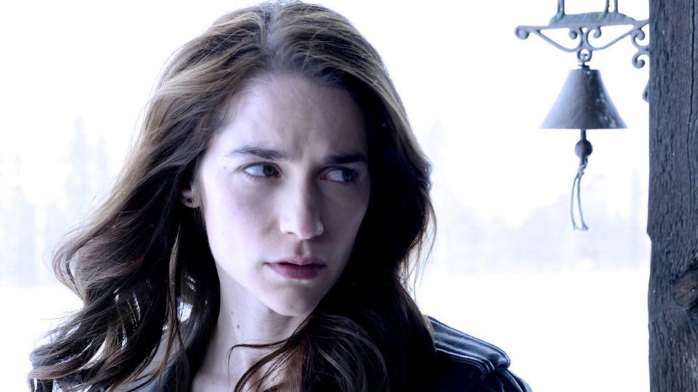 Wynonna Earp - Season 3 - Melanie Scrofano