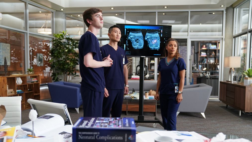 Freddie Highmore, Daniel Dae Kim, and Antonia Thomas in The Good Doctor - 'Risk and Reward'