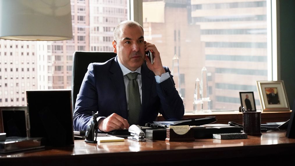 Rick Hoffman on Suits - Season 9