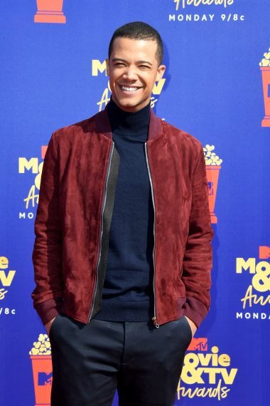 Jacob Anderson attends the 2019 MTV Movie and TV Awards