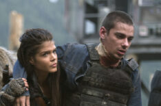 Marie Avgeropoulos as Octavia and Devon Bostick as Jasper in The 100 - 'Wanheda: Part One'