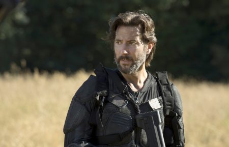 Henry Ian Cusick in The 100 - 'Wanheda: Part Two'