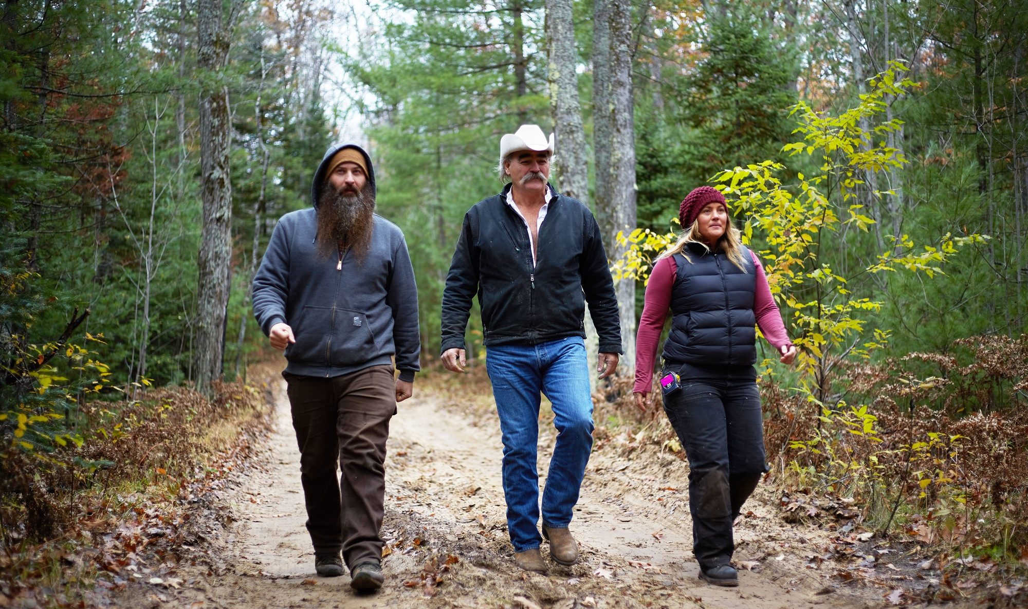 'Homestead Rescue' Helping Hands Give Hope to Struggling Homesteaders