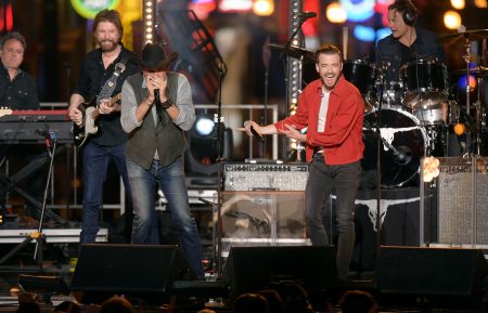 CMT Crossroads with Brooks & Dunn and friends