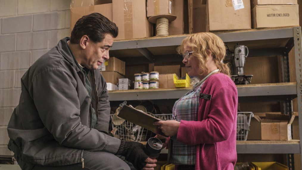 Benicio Del Toro as Richard Matt and Patricia Arquette as Tilly in Escape at Dannemora