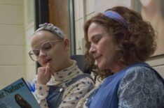 The Act - Gypsy Rose Blanchard (Joey King) and Dee Dee Blanchard (Patricia Arquette) - 'Teeth'