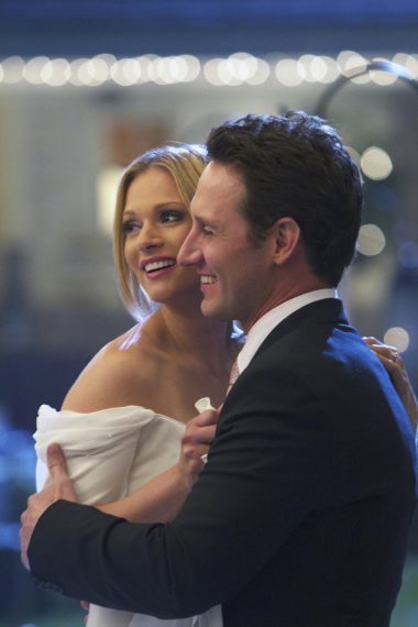 JJ (AJ Cook) and Will (Josh Stewart) dance at their wedding reception on the seventh season finale of Criminal Minds