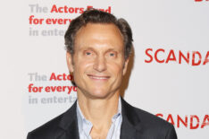 Scandal Cast Performs Live Stage Reading Of Series Finale To Benefit The Actors Fund - Tony Goldwyn