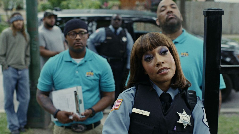 Hang in the 'South Side' of Chicago in Comedy Central's New Series (PHOTOS)