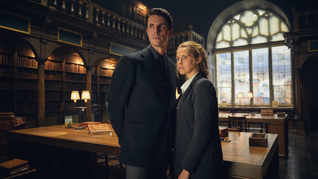 Matthew Goode as Matthew Clairmont and Teresa Palmer as Diana Bishop in A Discovery of Witches - Season 1