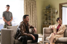 Logan Echols (Jason Dohring), Vinnie Van Lowe (Ken Marino) and Amalia Maloof (Jacqueline Antaramian) in Veronica Mars - 'Heads You Lose'