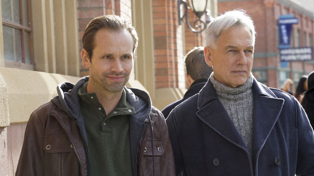Tobias Jelinek, Mark Harmon in NCIS - 'Off the Grid'