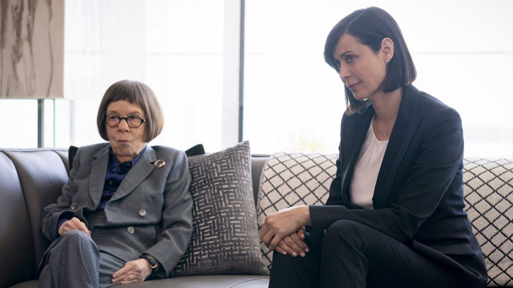 Linda Hunt as Hetty Lange and Catherine Bell as Mac Mackenzie in NCIS: Los Angeles - Let Fate Decide