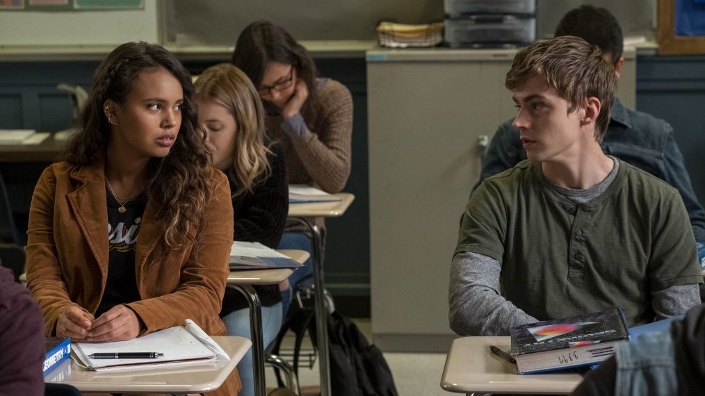 Alisha Boe as Jessica and Miles Heizer as Alex in 13 Reasons Why